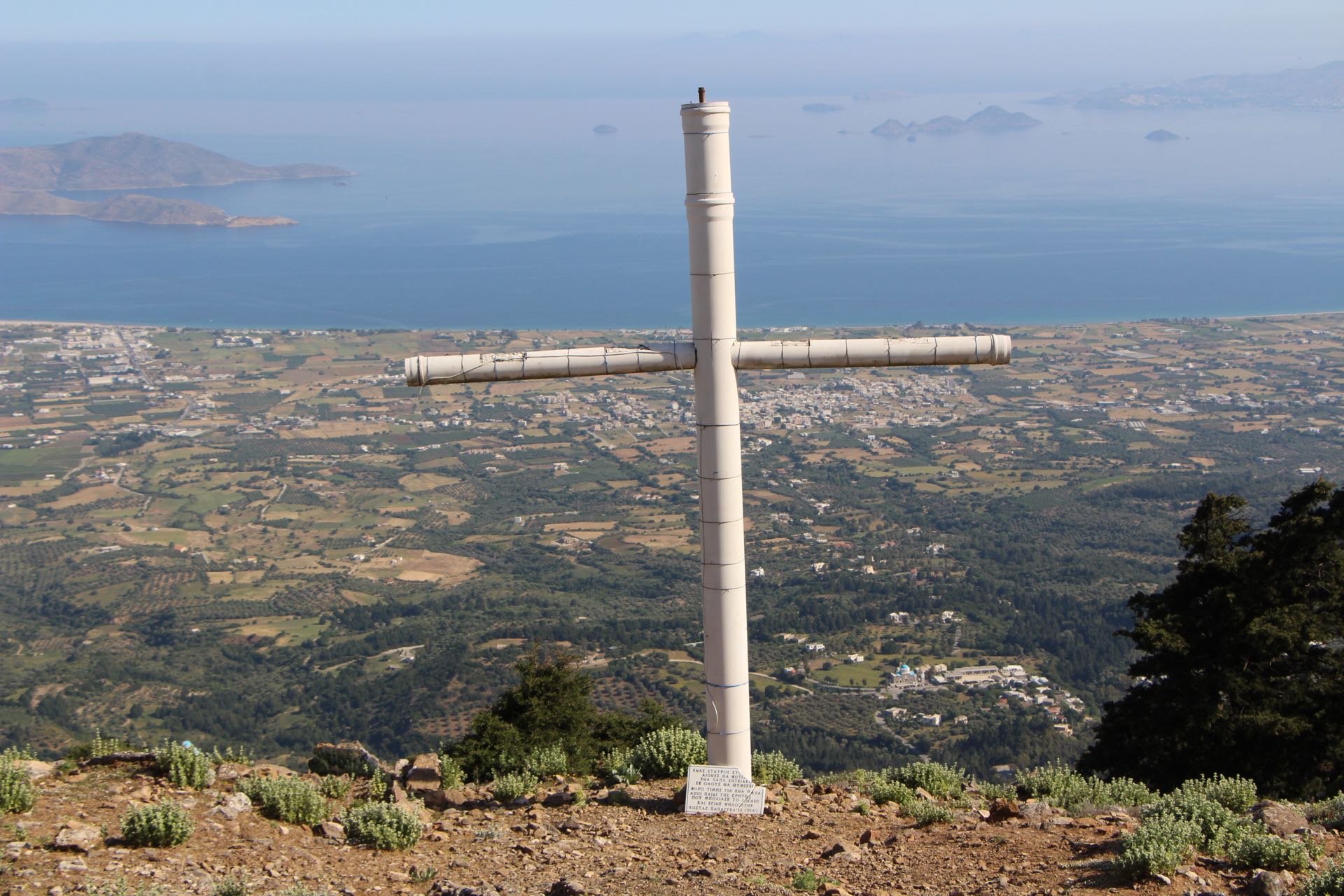 Cross at the top of Mount Dikaios